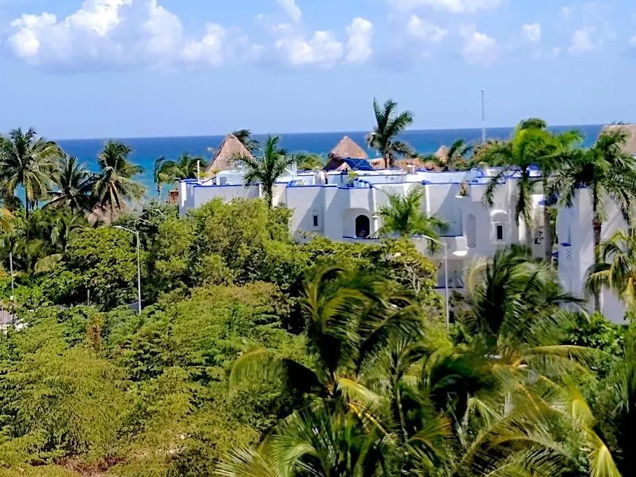 Casa Camaleon Luxury Condominium. Sea Views. Pools Playa del Carmen Apartment