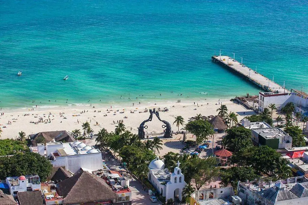 Casa Camaleon Luxury Condominium. Sea Views. Pools Playa del Carmen