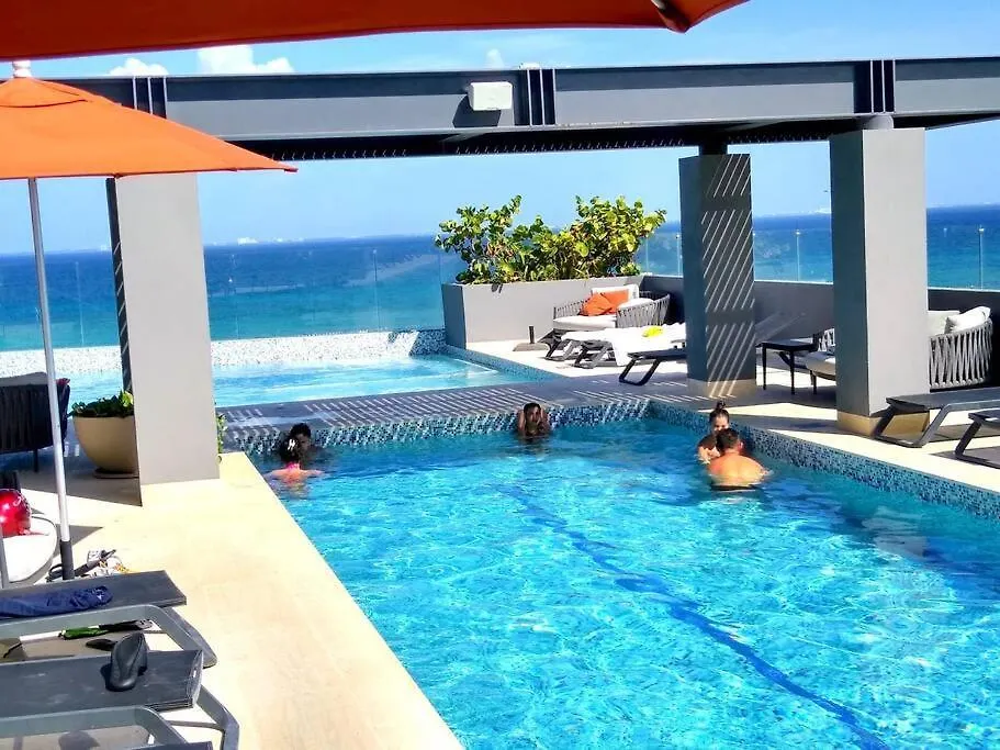 Casa Camaleon Luxury Condominium. Sea Views. Pools Playa del Carmen Apartamento